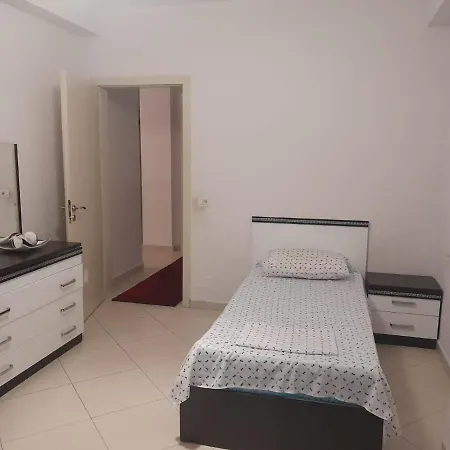 Alpha Center Apartment *